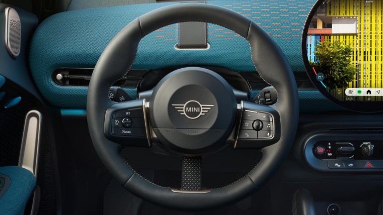 All-Electric MINI Aceman - interior- steering wheel