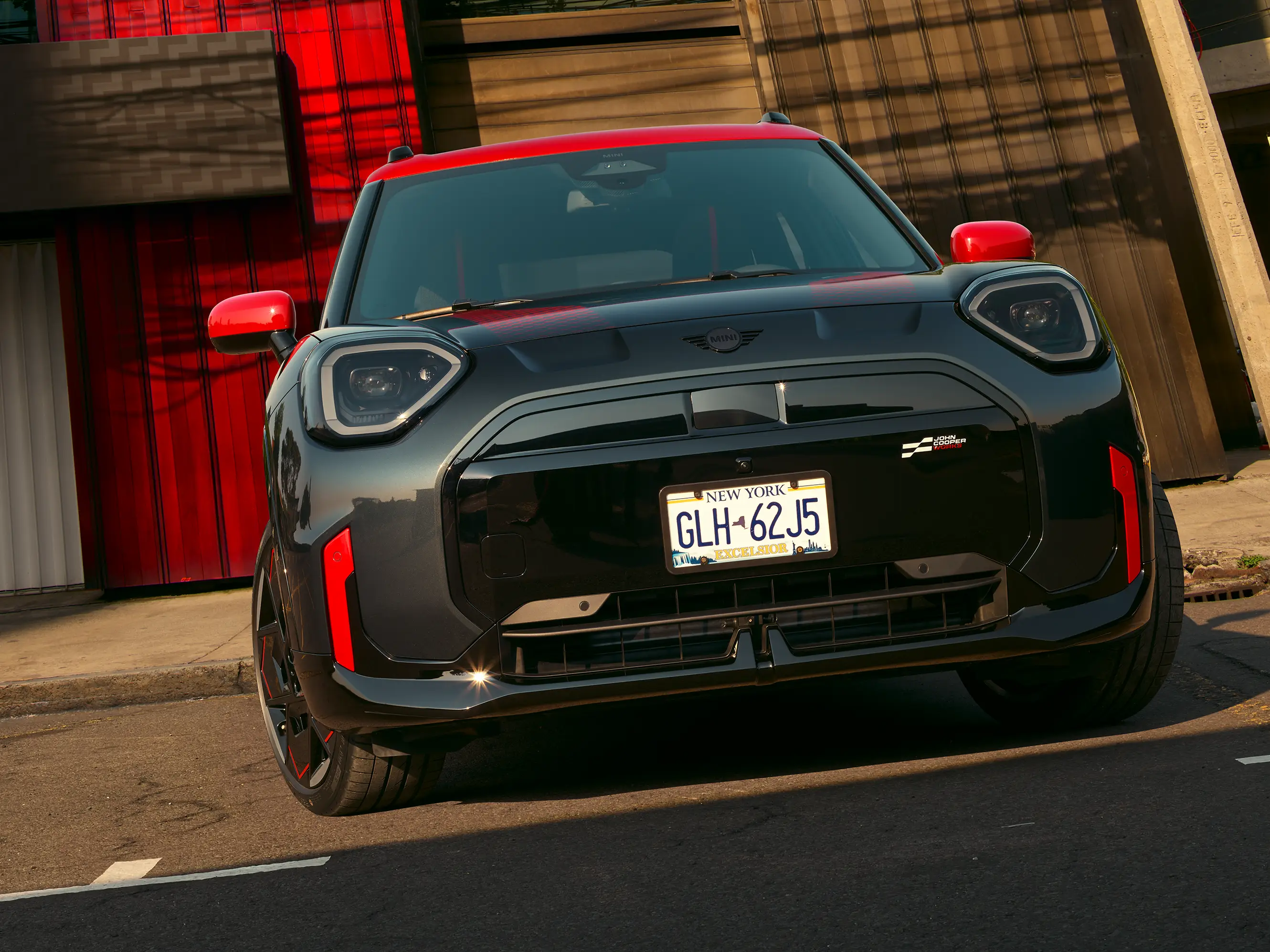 MINI John Cooper Works - J04 JCW Front View