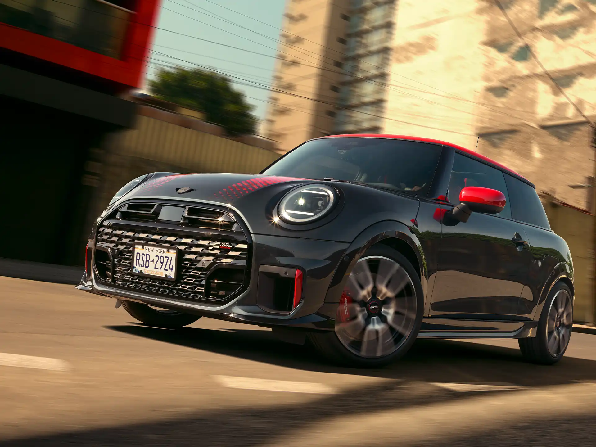 MINI John Cooper Works - F66 JCW Side View