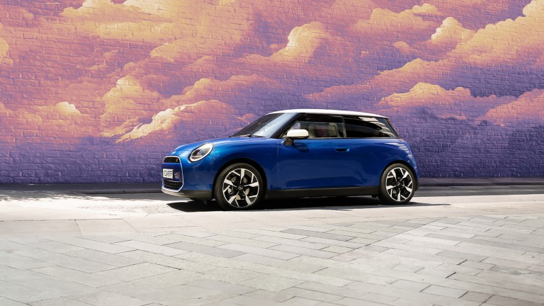 24hr All-Electric MINI Cooper Test Drive